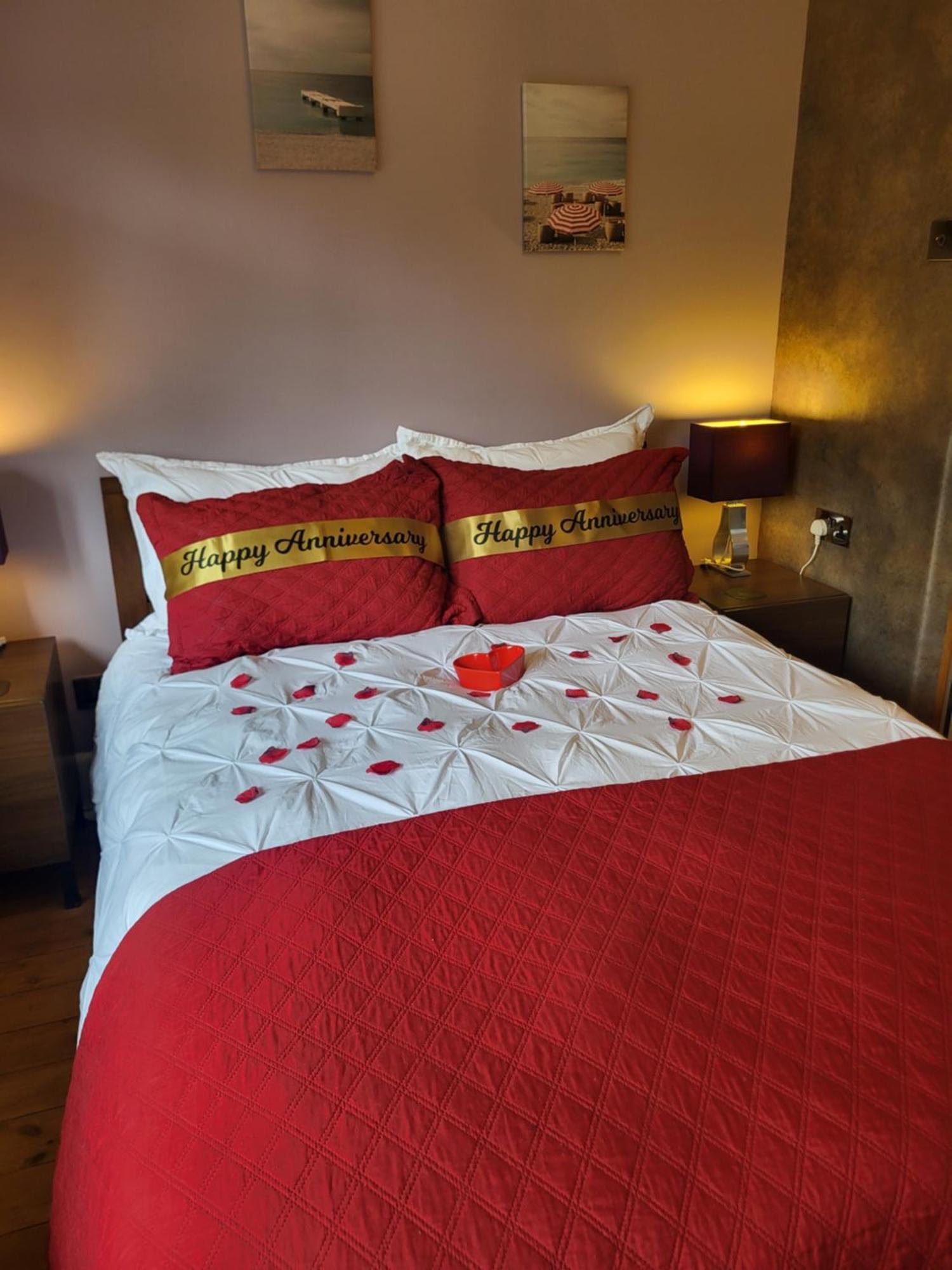 Little Robin Gate - Free Parking - - 10 Min Walk To Train Station Gasthof *