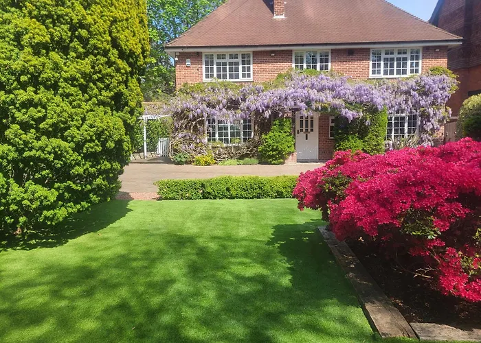Little Robin Gate - Free Parking - Central - 10 Min Walk To Train Station