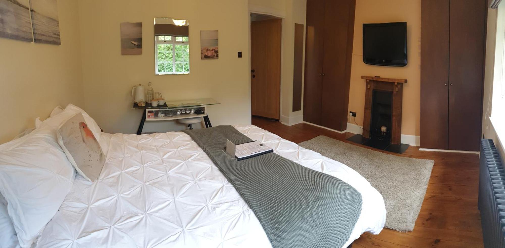 Gasthuis Little Robin Gate - Free Parking - - 10 Min Walk To Train Station Bournemouth